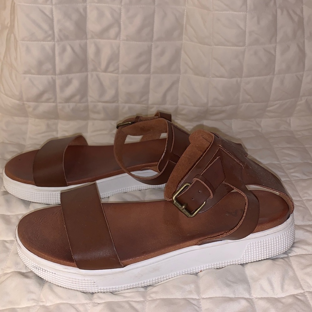 Size 9 MIA sandals